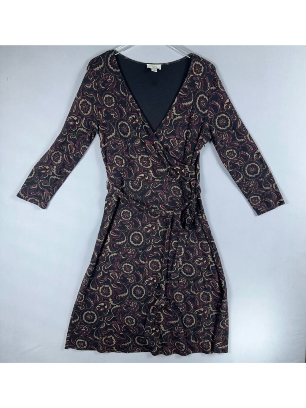 Ann Taylor Loft Wrap Dress Size 8 Floral Print Black Burgundy 3/4 Sleeve Tie Wai - Picture 2 of 11
